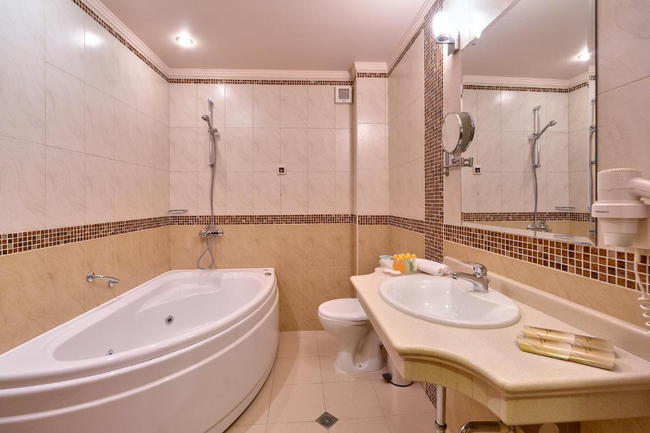 היסריה Hotel Club Central מראה חיצוני תמונה