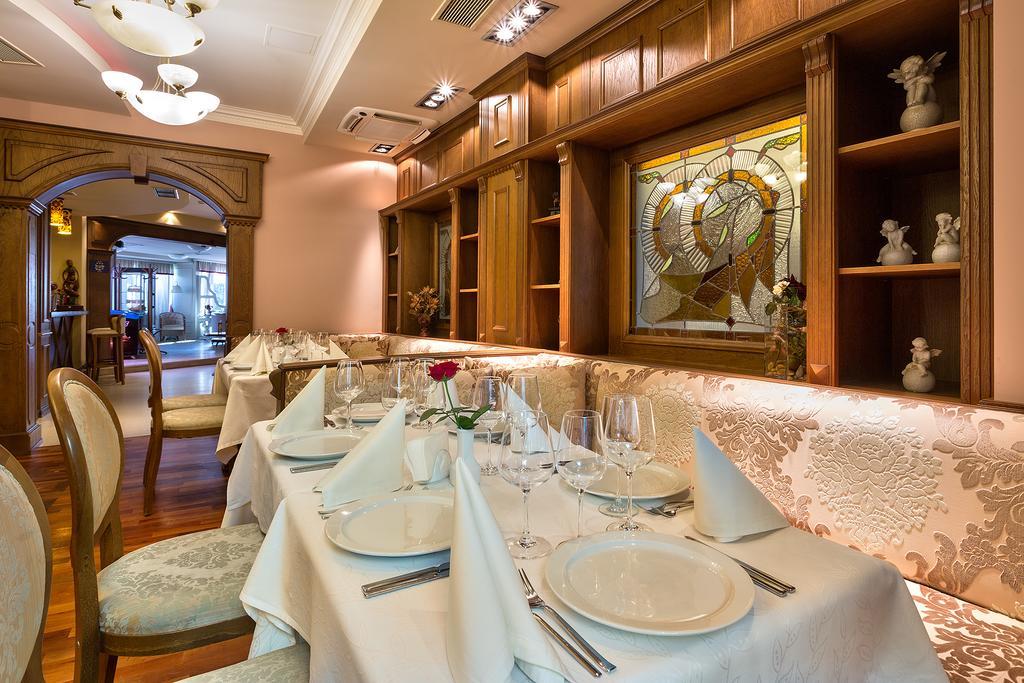 היסריה Hotel Club Central מראה חיצוני תמונה