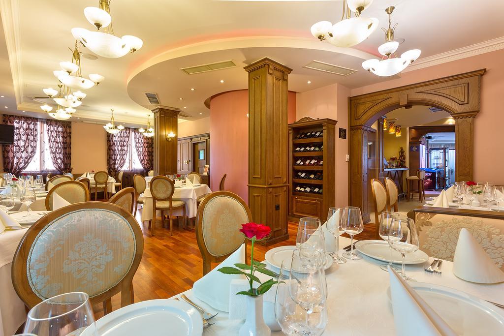 היסריה Hotel Club Central מראה חיצוני תמונה
