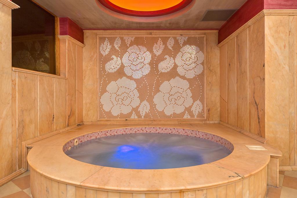 היסריה Hotel Club Central מראה חיצוני תמונה