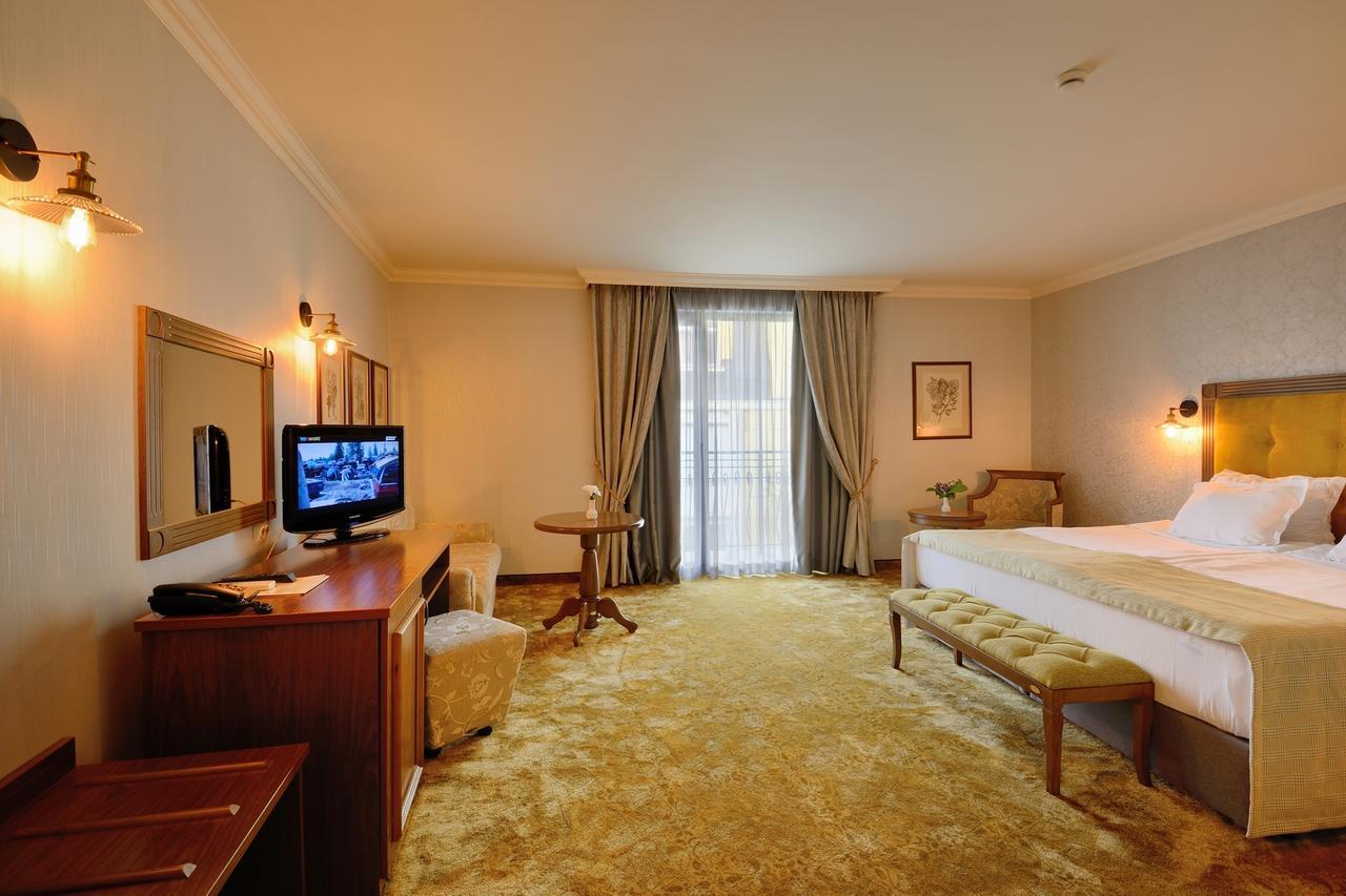 היסריה Hotel Club Central מראה חיצוני תמונה